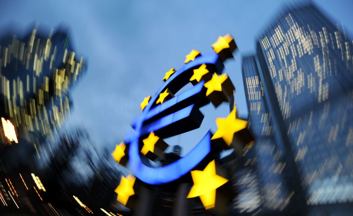 Euro to dollar rate collapsed to less than 1.95